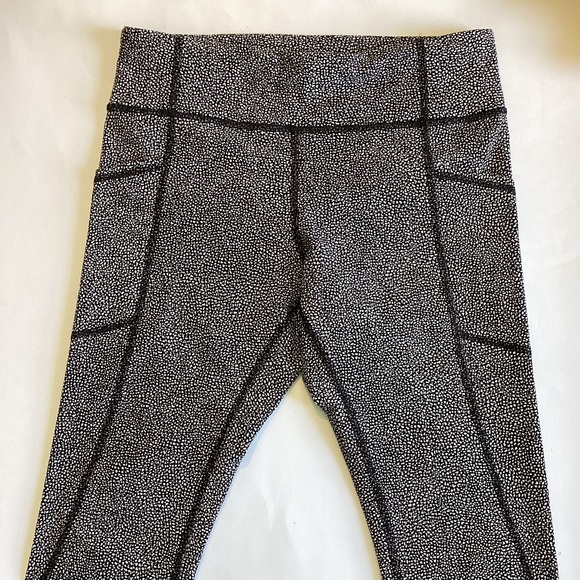 Mint! LULULEMON Tight Stuff Tight II Chakra Print Alpine - Picture 4 of 9